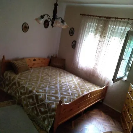 Codini Haz Appartement *